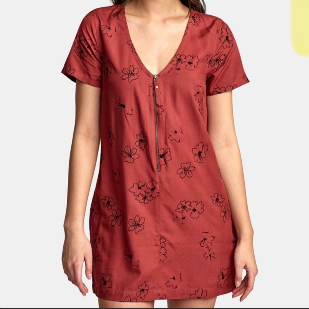 RVCA Cry Wolf Dress size medium